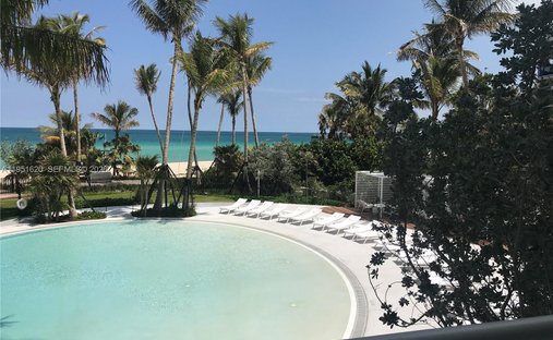 Condo in Sunny Isles Beach, Florida, United States 1