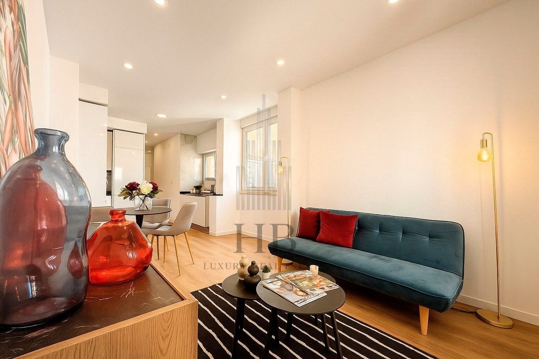 Apartment in Benfica, Lisbon, Portugal 2 - 16986535