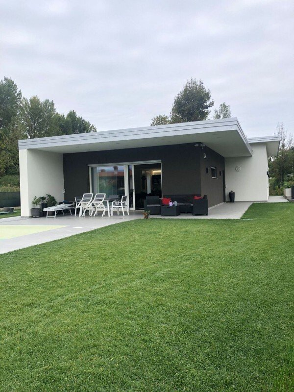 Villa in Manerba del Garda, Lombardy, Italy 1 - 16990318