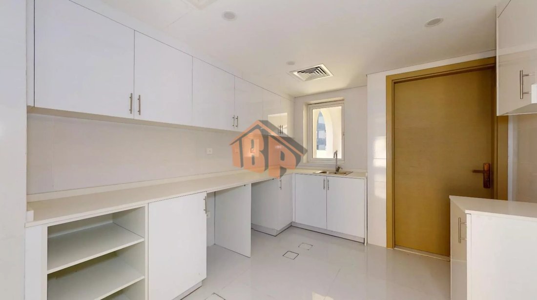 Townhouse in JVC / Jumeirah Village Circle, Dubai, United Arab Emirates 5 - 16991130