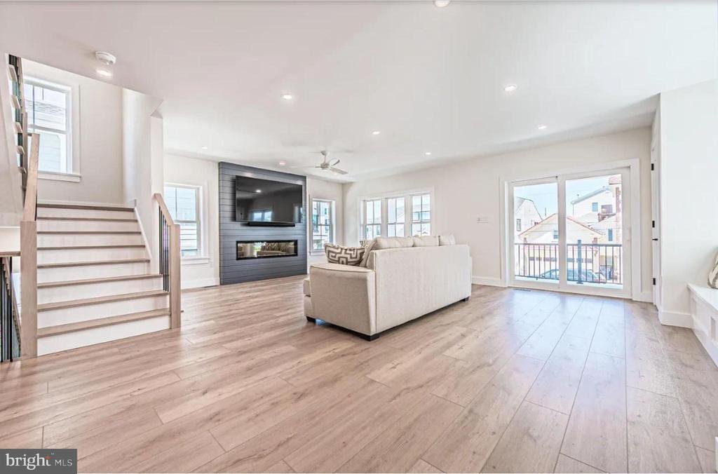 House in Ventnor City, New Jersey, United States 2 - 16993898
