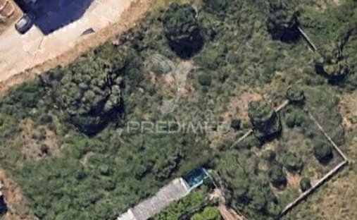 Land in Porto Salvo, Lissabon, Portugal 1