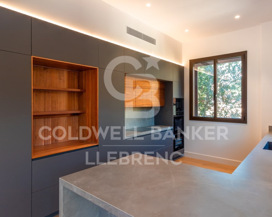 Apartment in Sarrià-Sant Gervasi, Barcelona, Spain 2 - 16993508