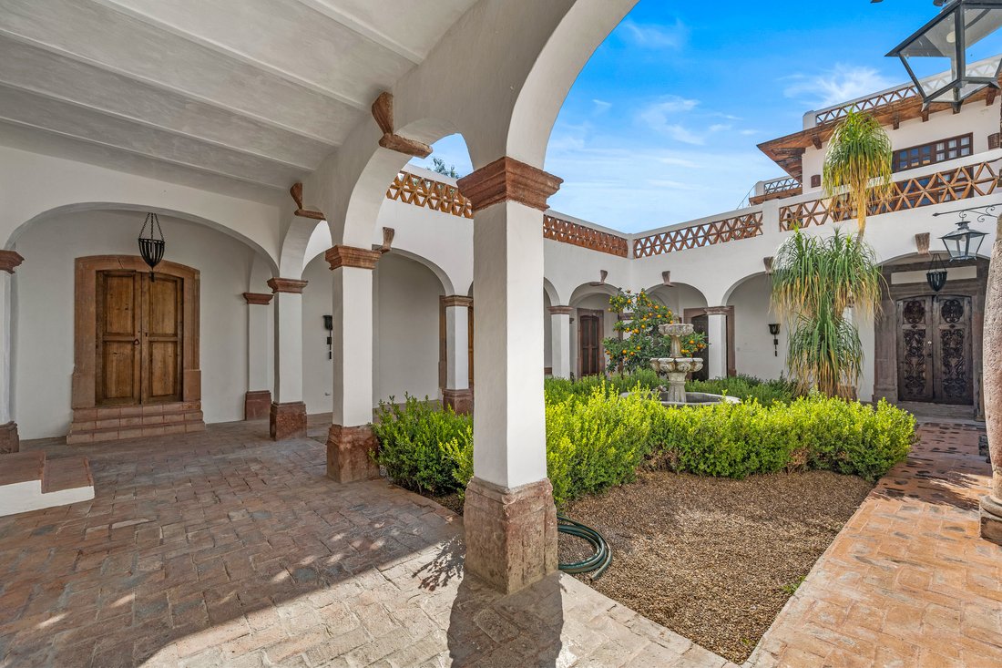 House in San Miguel de Allende, Guanajuato, Mexico 1 - 16998653