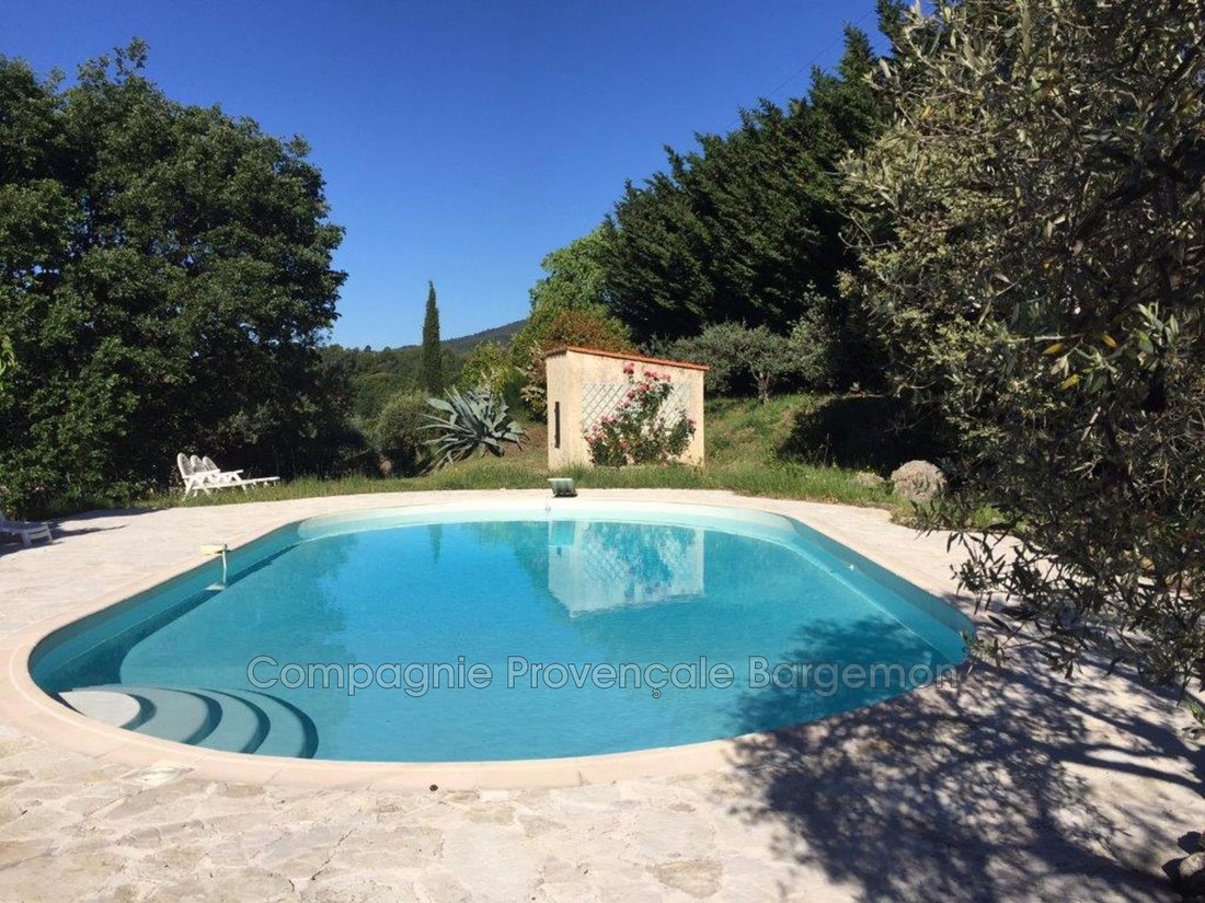 Villa in Callas, Provence-Alpes-Côte d'Azur, France 2 - 16994959