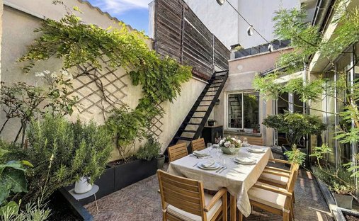 House in Plateau Nord, Suresnes, France 1