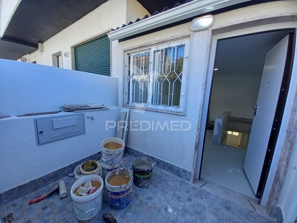 House in Carcavelos e Parede, Lisbon, Portugal 4 - 16995172