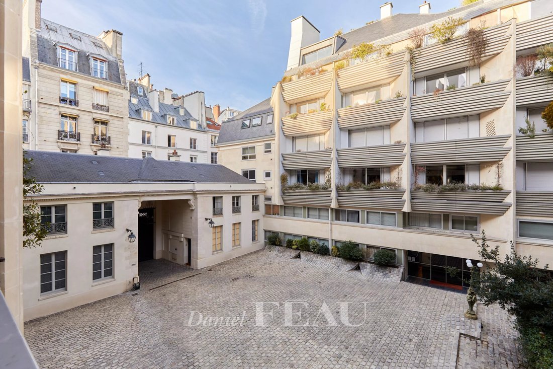 Apartment in Saint Thomas d'Aquin, Paris 7e Arrondissement, Paris 2 - 16993648