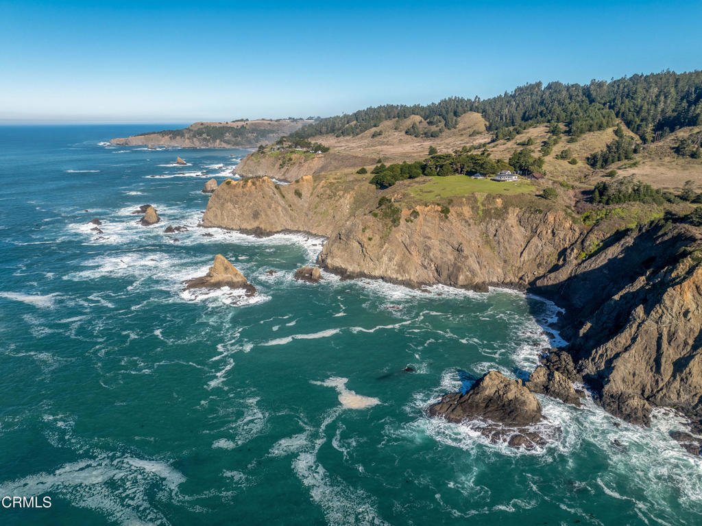 House in Albion, California, United States 4 - 16993217