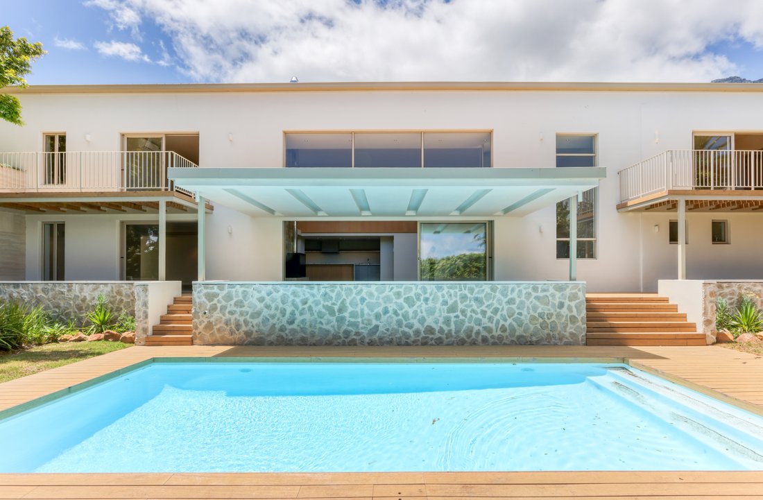 House in Bakoven, Cape Town, South Africa 1 - 16991333