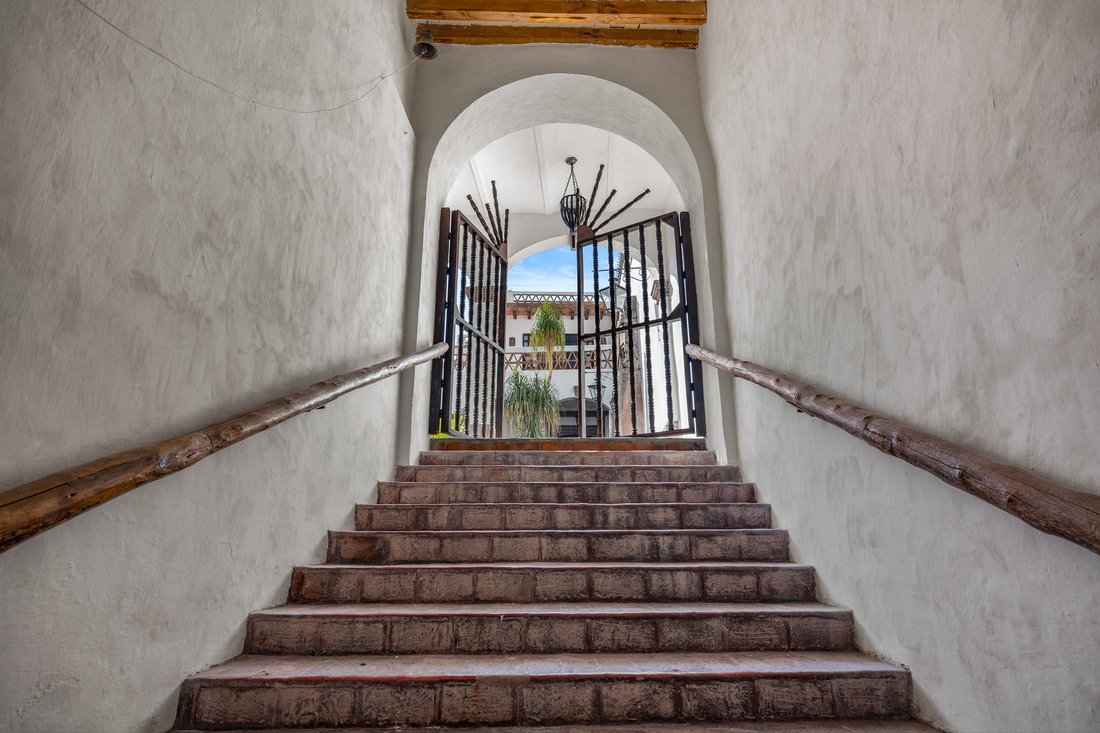 House in San Miguel de Allende, Guanajuato, Mexico 2 - 16998653