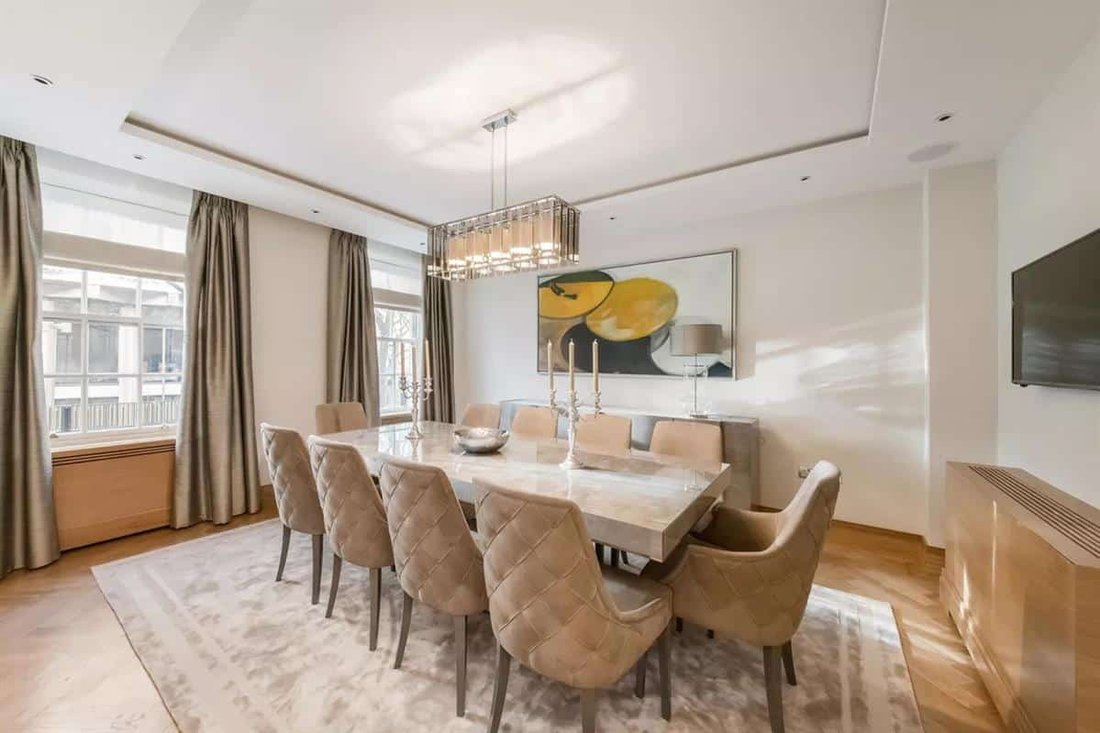 Apartment in Mayfair, Westminster, England 3 - 16741337