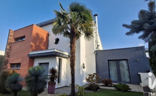 House in Annet-sur-Marne, Ile-de-France, France 1
