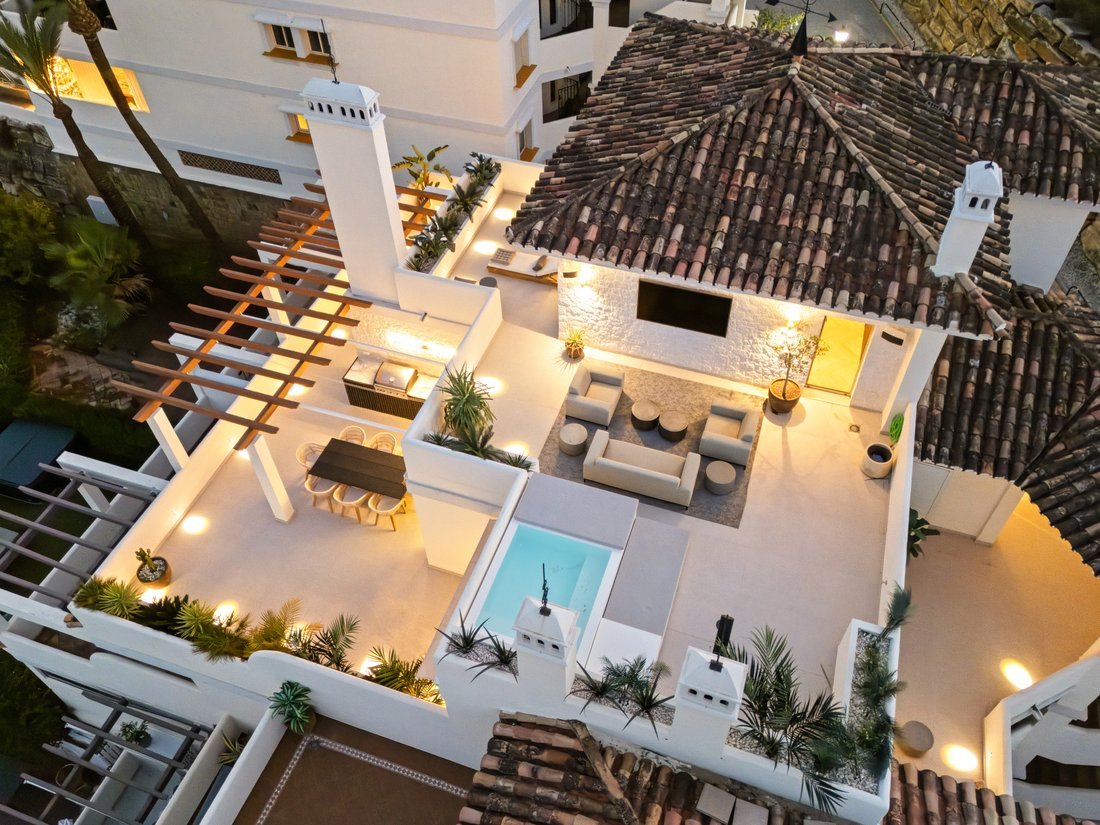 Penthouse in Marbella, Andalusia, Spain 1 - 16938025
