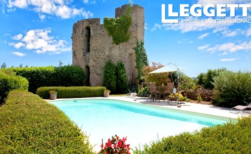 Castello a Vénès, Occitania, Francia 1