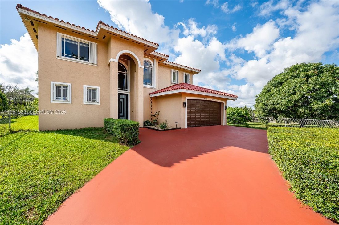 House in Miami, Florida, United States 4 - 17000824