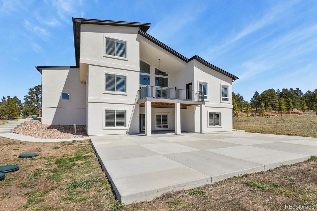 House in Colorado Springs, Colorado, United States 5 - 16992150