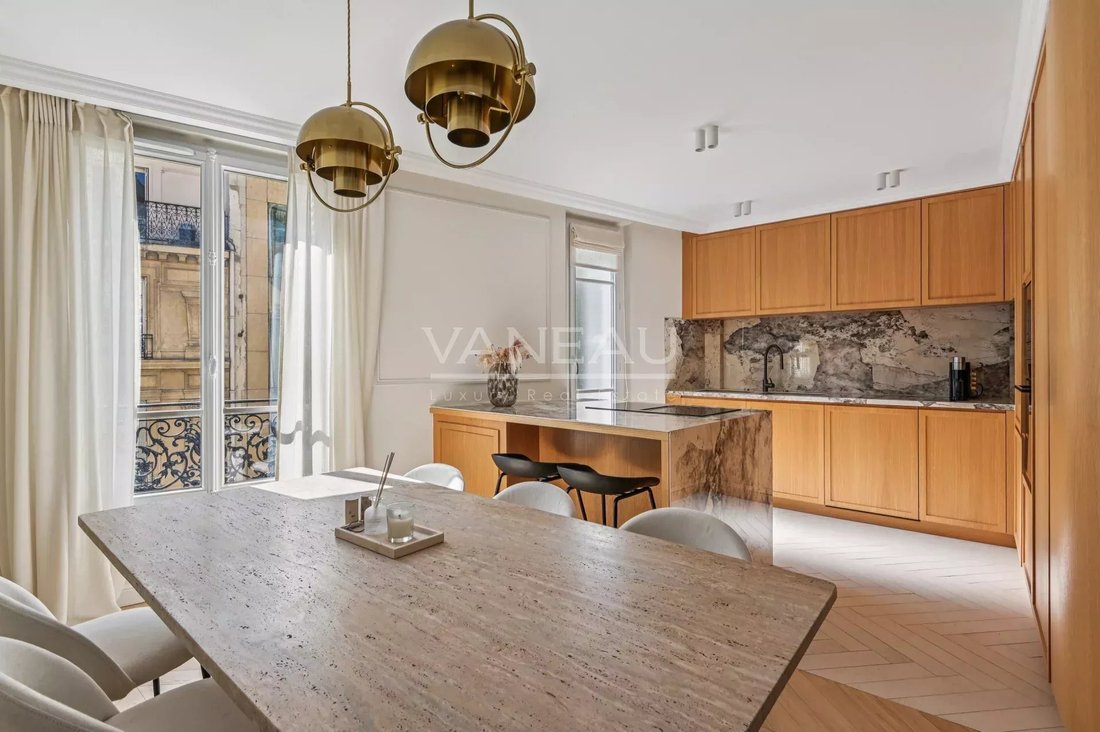 Apartment in Chaillot, Paris 16e Arrondissement, Paris 3 - 16996870