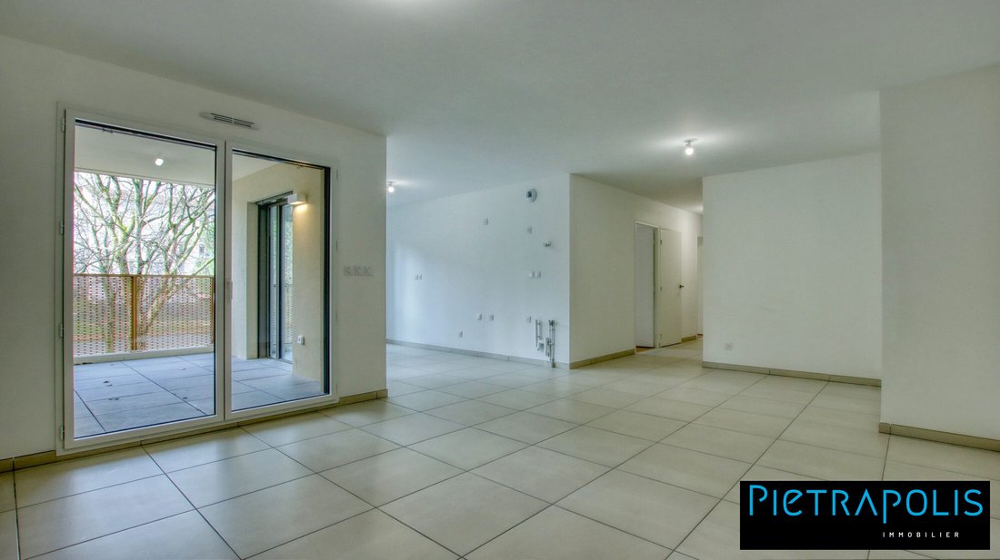 Apartment in Zola - Pressence, Villeurbanne, France 5 - 16994433