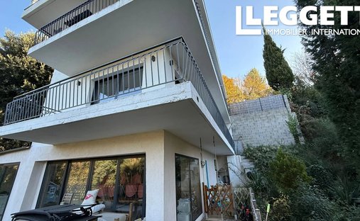House in Val de Cagne-Colline Route de Vence, Cagnes-sur-Mer, France 1