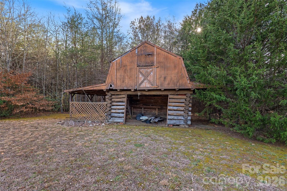 House in Columbus, North Carolina, United States 5 - 16957829