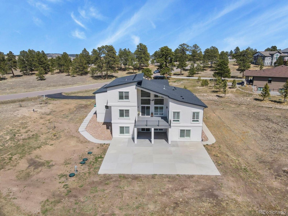 House in Colorado Springs, Colorado, United States 2 - 16992150
