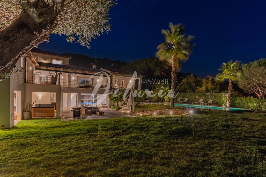 Villa in Ville-Les Saquedes-Le Bouillonnet, Sainte-Maxime, France 2 - 16993115