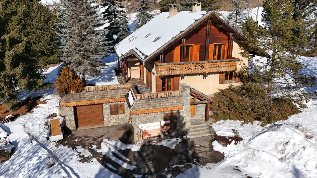 Chalet in Saint-Chaffrey, Provence-Alpes-Côte d'Azur, France 1 - 16948081