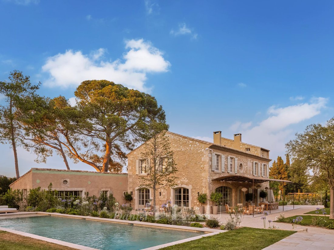 House in Paradou, Provence-Alpes-Côte d'Azur, France 4 - 16992889