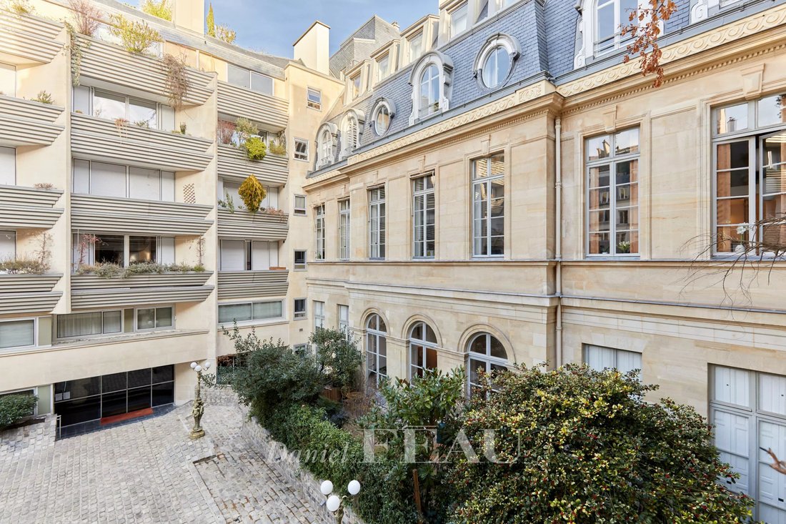 Apartment in Saint Thomas d'Aquin, Paris 7e Arrondissement, Paris 1 - 16993648