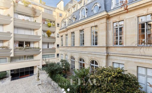 Apartment in Saint Thomas d'Aquin, Paris 7e Arrondissement, Paris 1