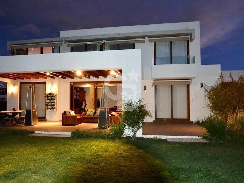 House in Lo Barnechea, Santiago Metropolitan Region, Chile 1 - 16989845