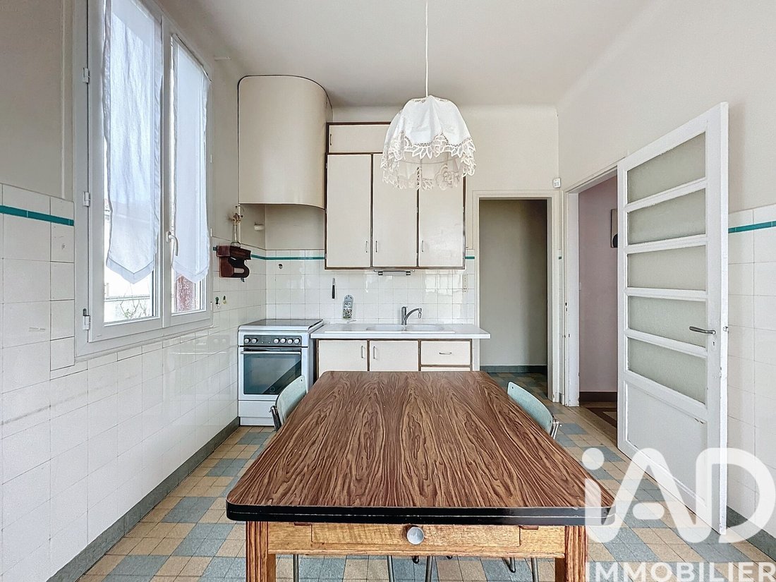 House in Villejuif, Ile-de-France, France 4 - 16997651