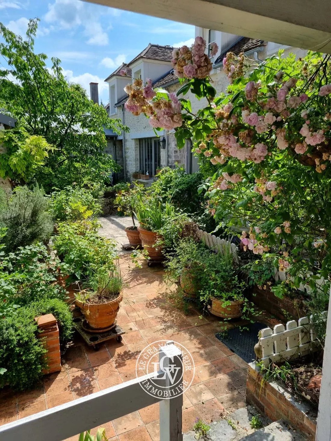 House in Saint-Caprais-de-Bordeaux, Nouvelle-Aquitaine, France 1 - 15094539