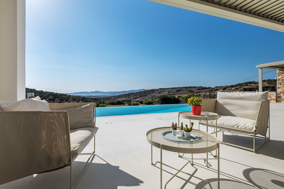 Villa in Paros, Aegean, Greece 1 - 16993327