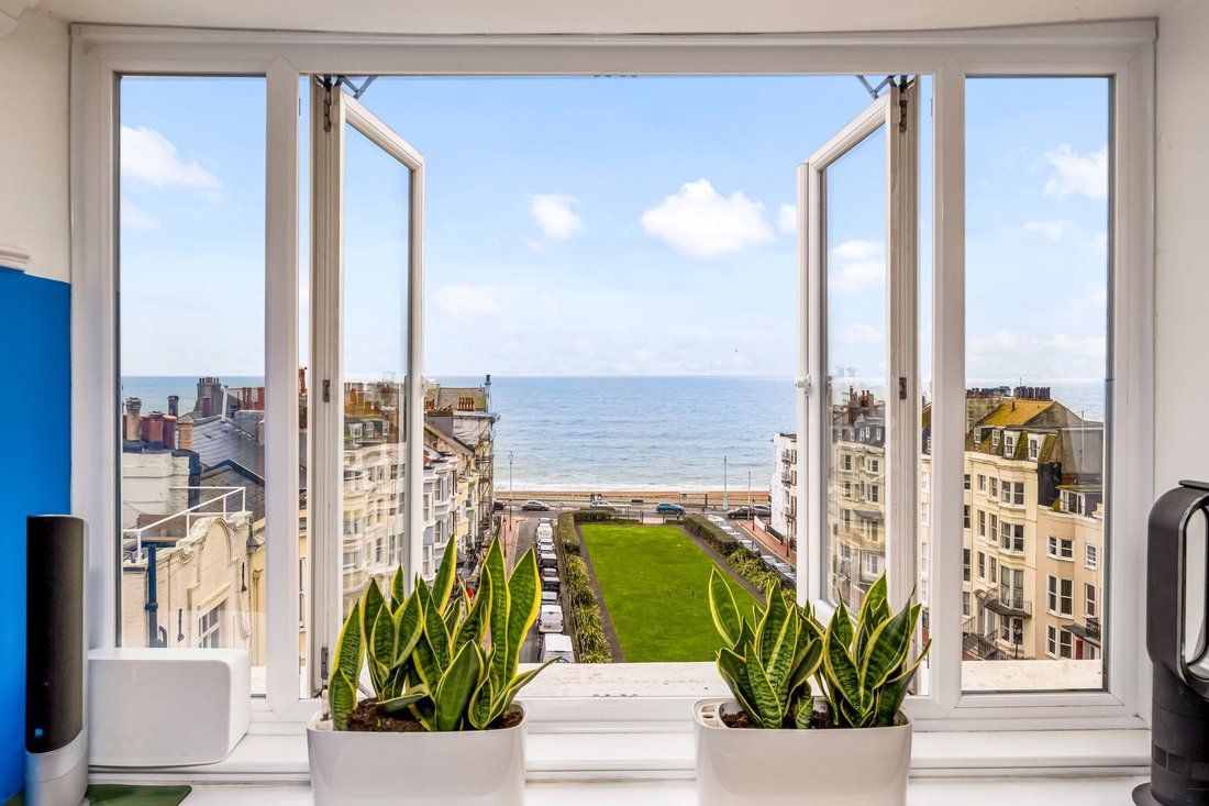 Apartment in Kemptown, England 1 - 16993203