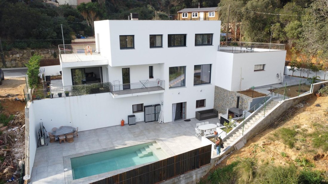Villa in Calonge i Sant Antoni, Catalonia, Spain 1 - 16999030