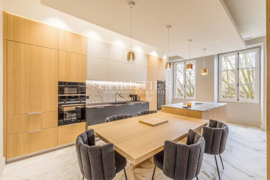 Apartment in Hôtel de Ville-Quinconce-Saint Seurin-Fondaudège, Bordeaux, France 4 - 16990954