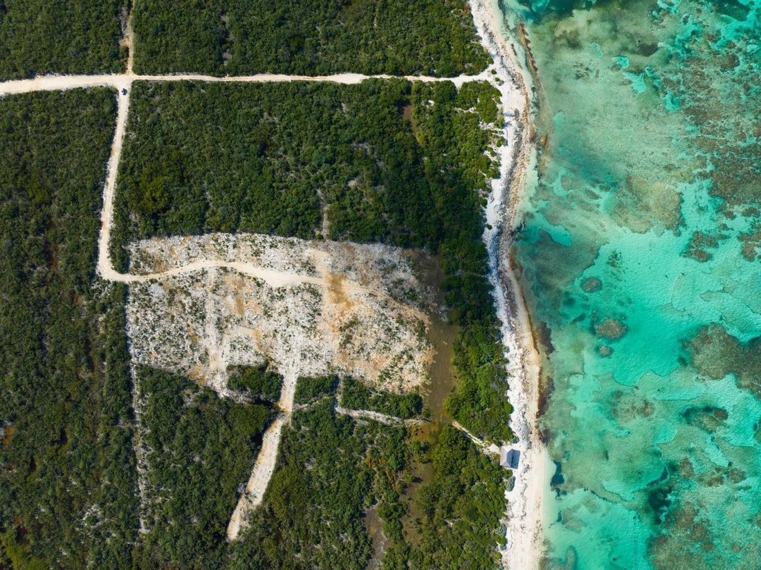 Land in Wheeland Settlement, Caicos Islands, Turks and Caicos Islands 2 - 16966610
