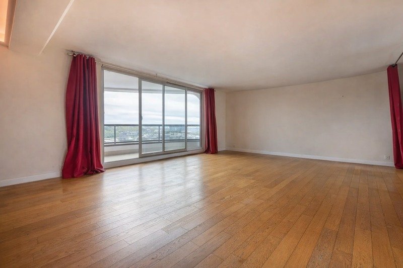 Apartment in Puteaux, Ile-de-France, France 3 - 16667648