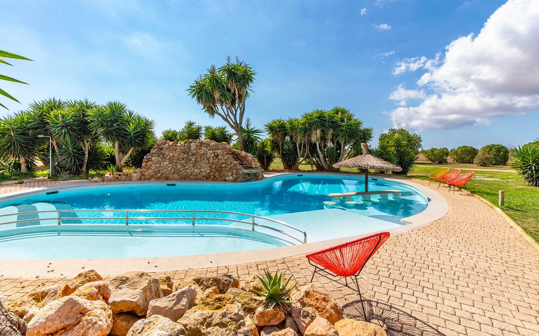 Finca in Llucmajor, Balearic Islands, Spain 2 - 16991103