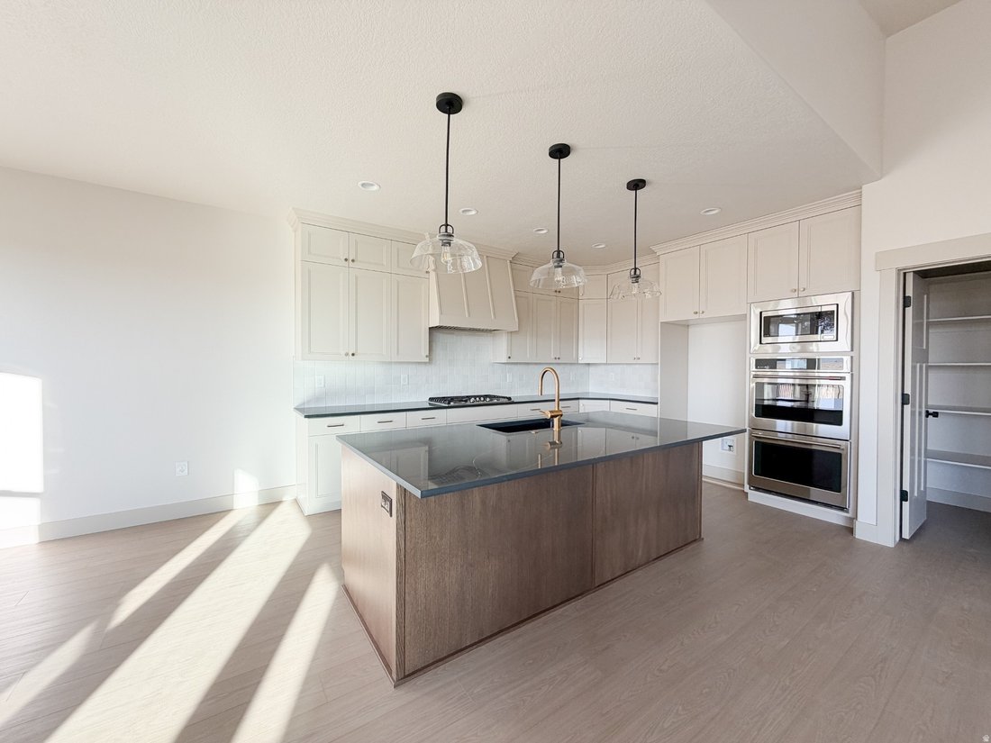House in Erda, Utah, United States 3 - 16997894