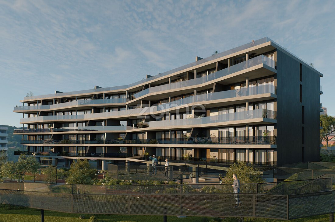 Apartment in Mafamude e Vilar do Paraiso, Porto District, Portugal 1 - 16994026