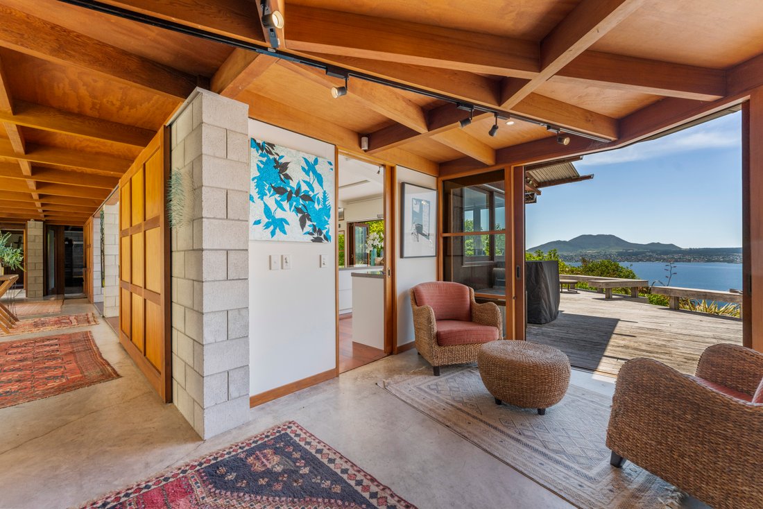 Taupo, Waikato, New Zealand 3 - 17000635