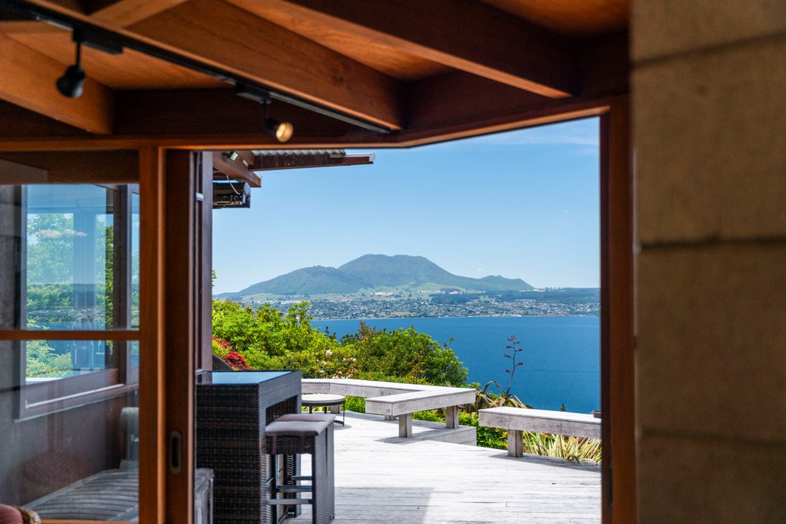 House in Taupo, Waikato, New Zealand 2 - 17000635