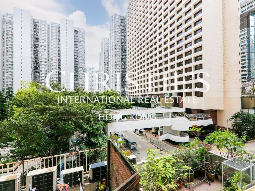 Apartment in Hong Kong, Hong Kong Island, Hong Kong 1 - 16996286