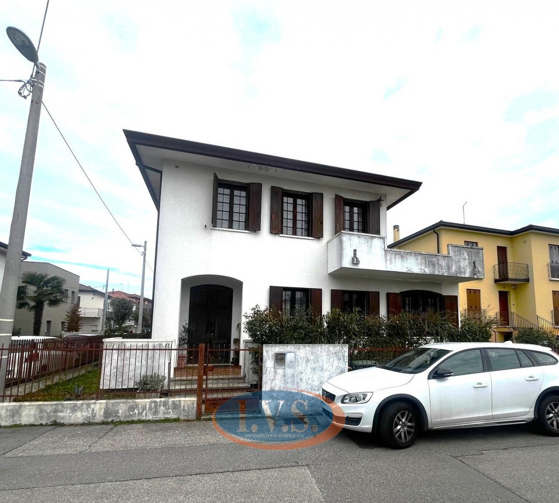 House in Porta Trento Nord, Padua, Italy 3 - 16993792