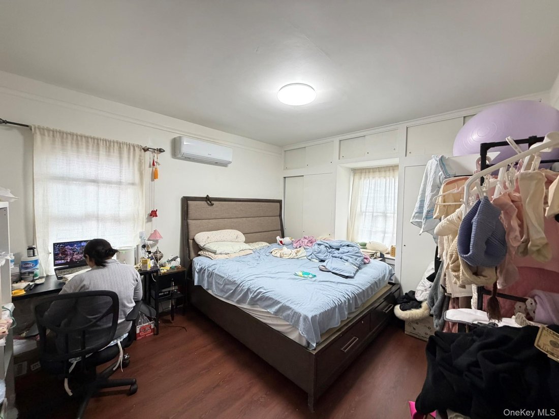 House in New York, New York, United States 5 - 16993436
