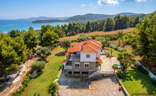 Villa in Pallini Municipal Unit, Macedonia and Thrace, Griechenland 1
