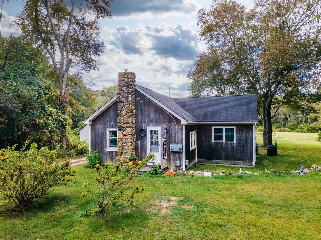 House in Hopkinton, Rhode Island, United States 5 - 16991009